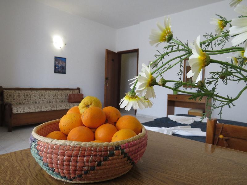 Maritime Hotel Apartments Petaloudes Ngoại thất bức ảnh