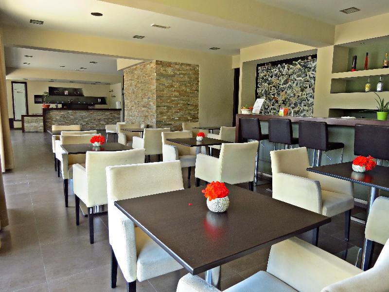 Maritime Hotel Apartments Petaloudes Ngoại thất bức ảnh