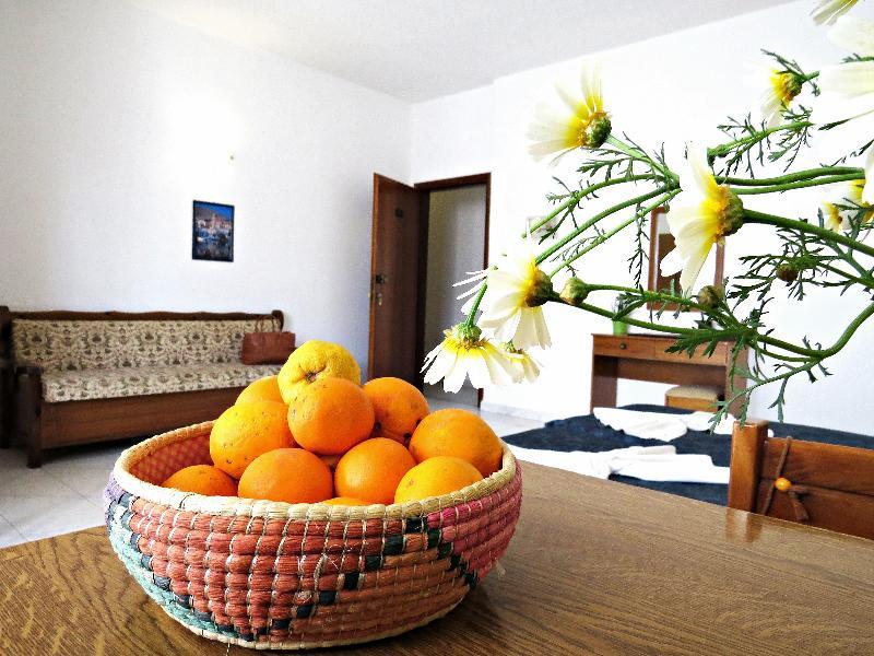 Maritime Hotel Apartments Petaloudes Ngoại thất bức ảnh