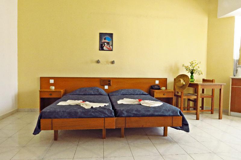 Maritime Hotel Apartments Petaloudes Ngoại thất bức ảnh