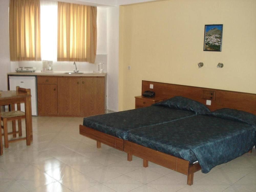 Maritime Hotel Apartments Petaloudes Ngoại thất bức ảnh