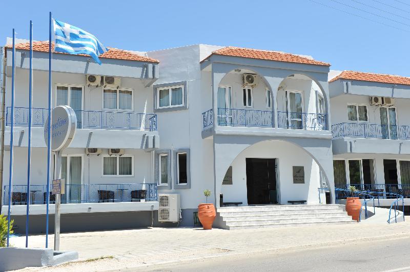 Maritime Hotel Apartments Petaloudes Ngoại thất bức ảnh